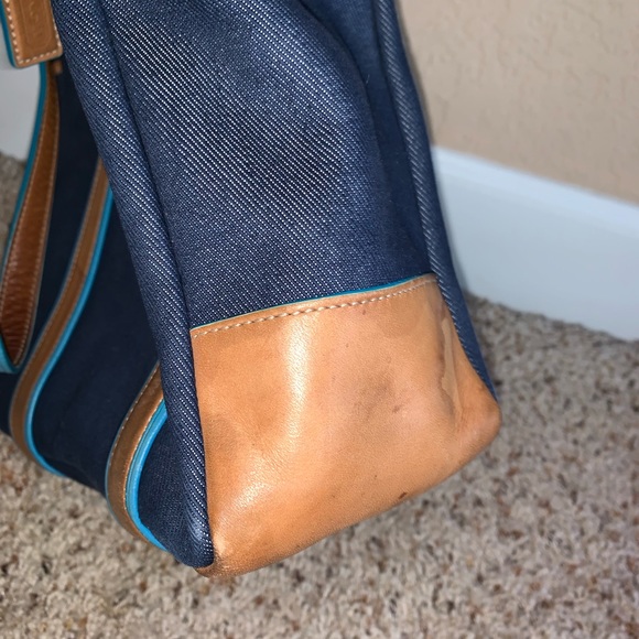 Coach Purse - Picture 3 of 4